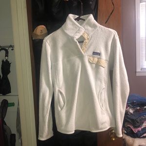 PRICE DROP White and cream Patagonia pullover